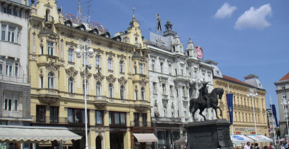 Protest "Hrvatska zajedno za veće plate i penzije"