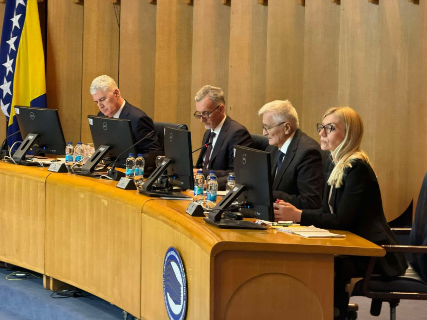 Trojica delegata iz SNSD-a ponovo najavili blokadu rada Doma naroda PS BiH