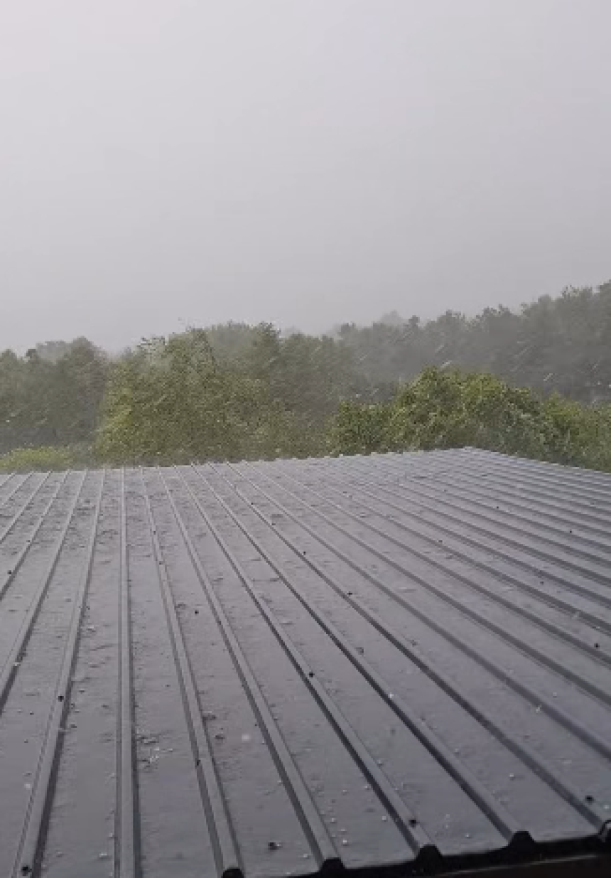 Nevrijeme praćeno gradom pogodilo Hercegovinu (VIDEO)