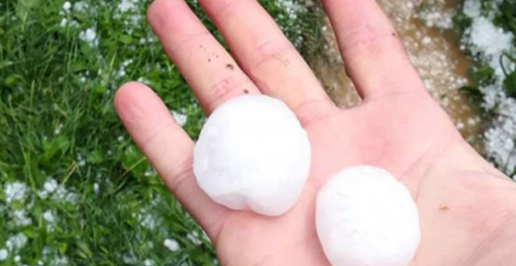 Sjever Hrvatske pogodilo nevrijeme, padao i grad