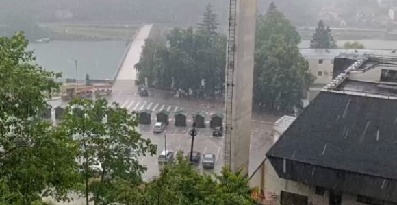 Jako nevrijeme zahvatilo Višegrad (VIDEO)