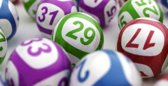 Igrala istu kombinaciju 30 godina i konačno dobila premiju